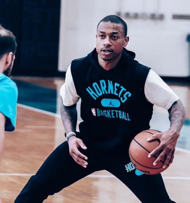 内线巨大优势！火箭的前场篮板是否会成为季后赛X因素？19150置顶.